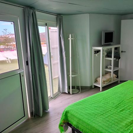 Vv Las Buganvillas Maspalomas - Cocina Y Habitaciones Con Banos Privados Buitenkant foto