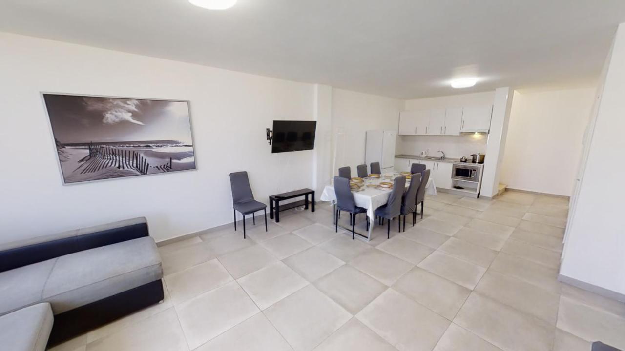 Vv Las Buganvillas Maspalomas - Cocina Y Habitaciones Con Banos Privados Buitenkant foto