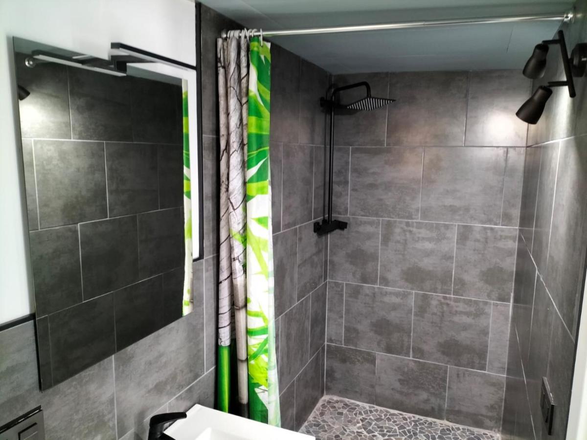 Vv Las Buganvillas Maspalomas - Cocina Y Habitaciones Con Banos Privados Buitenkant foto