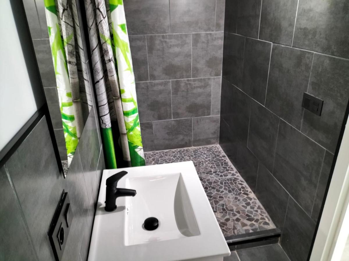 Vv Las Buganvillas Maspalomas - Cocina Y Habitaciones Con Banos Privados Buitenkant foto