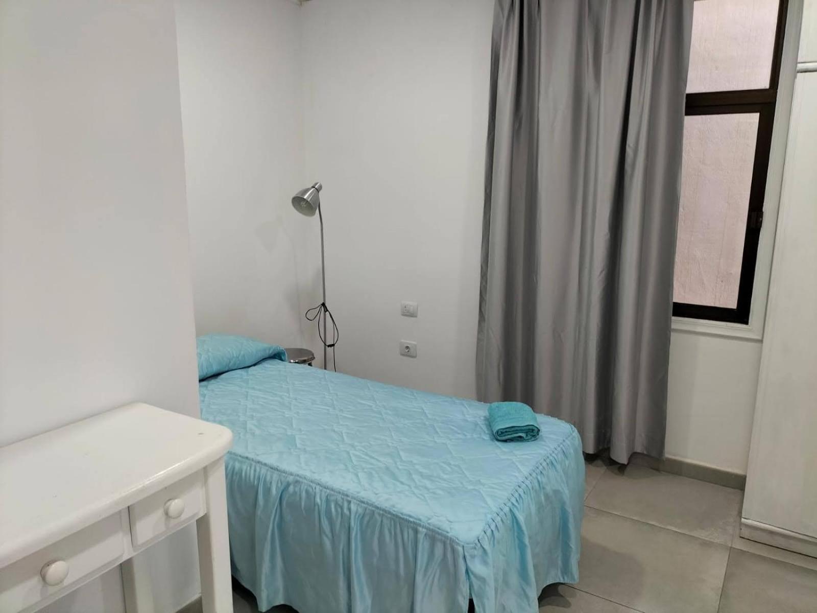 Vv Las Buganvillas Maspalomas - Cocina Y Habitaciones Con Banos Privados Kamer foto