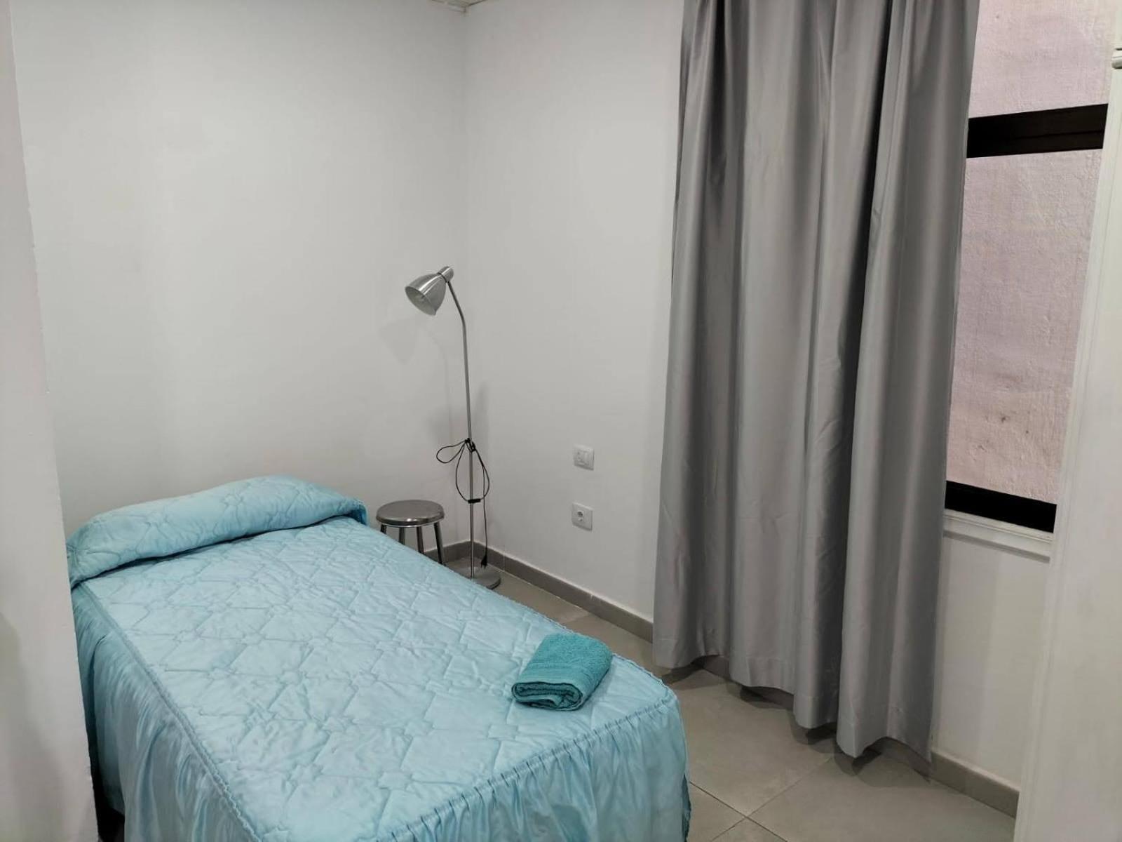 Vv Las Buganvillas Maspalomas - Cocina Y Habitaciones Con Banos Privados Kamer foto